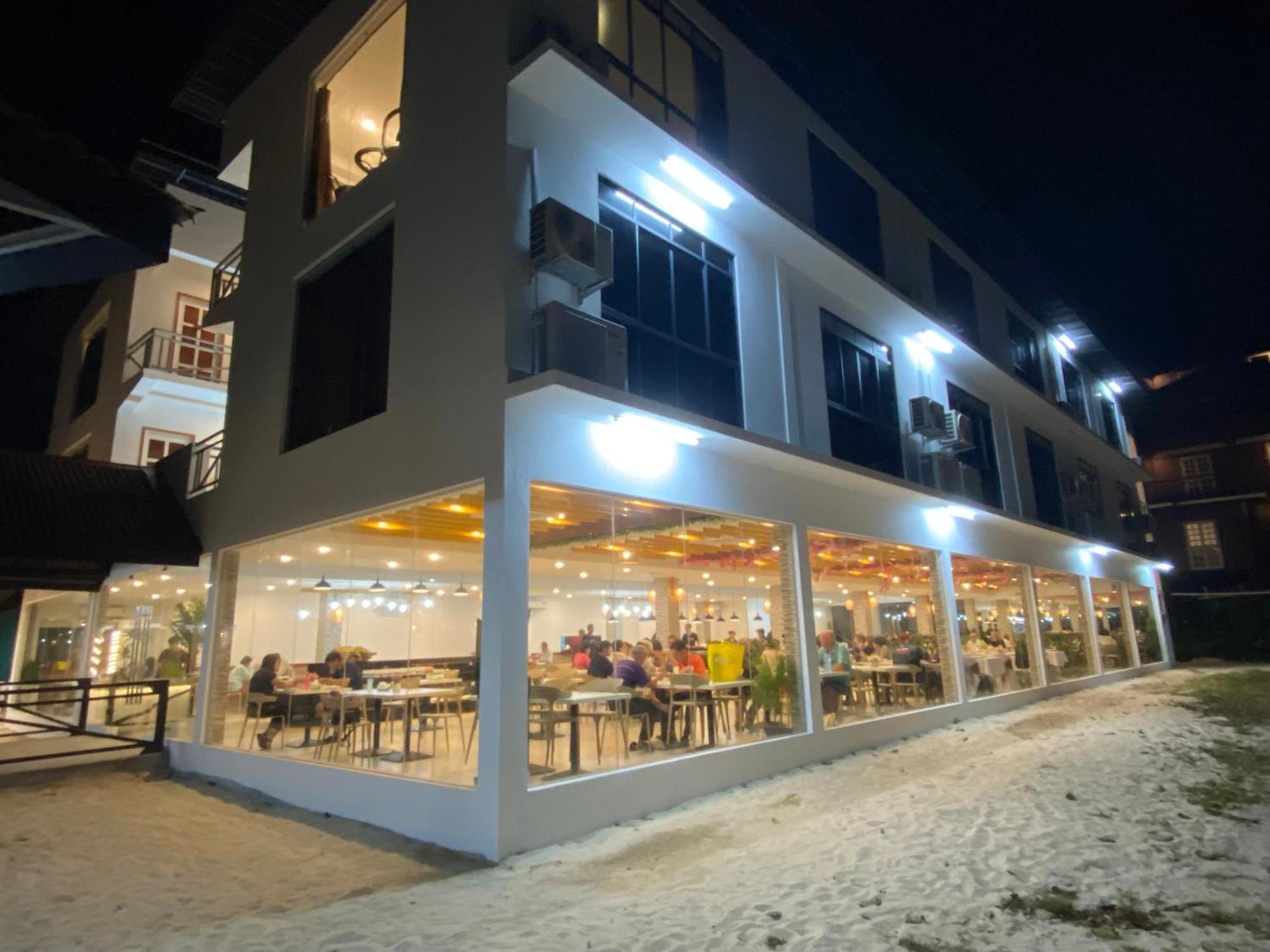 Dolphin Bay Island Resort Kota Belud Eksteriør billede