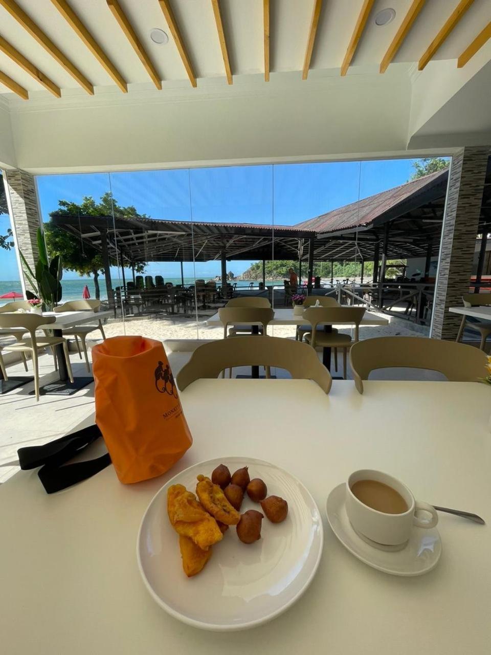 Dolphin Bay Island Resort Kota Belud Eksteriør billede